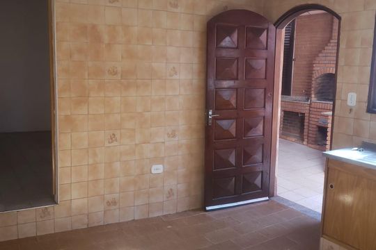 Cozinha de casa à venda com 3 quartos, 280m² em Jardim Egle, São Paulo