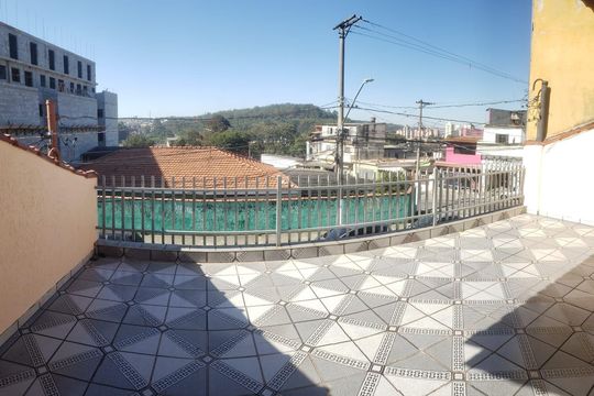 Área externa de casa à venda com 3 quartos, 280m² em Jardim Egle, São Paulo