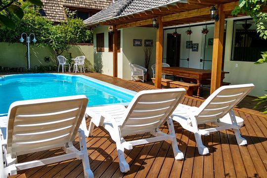 Casa para alugar com 4 quartos, 320m² em Jurerê Internacional, Florianópolis