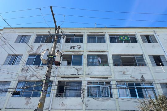 Fachada do Prédio de apartamento para alugar com 2 quartos, 67m² em Lapa, São Paulo