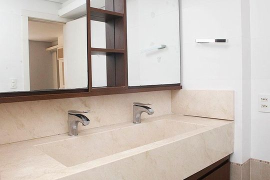 Banheiro 1 Quarto Suíte de apartamento para alugar com 3 quartos, 289m² em Menino Deus, Porto Alegre