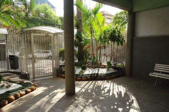 Jardim de apartamento à venda com 3 quartos, 88m² em Bom Fim, Porto Alegre