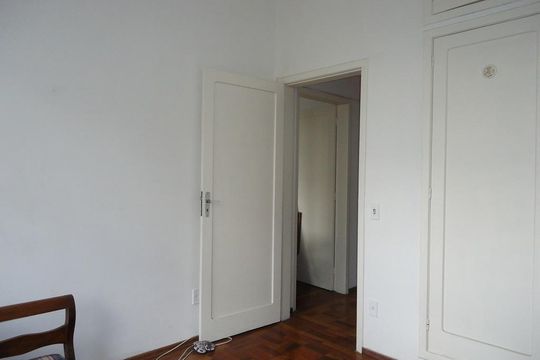Quarto 1 Frente + Arm. Alvenaria de apartamento à venda com 3 quartos, 88m² em Bom Fim, Porto Alegre