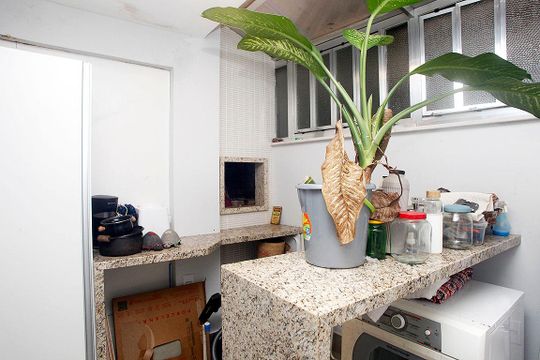 Área de Serviço de apartamento para alugar com 3 quartos, 104m² em Moinhos de Vento, Porto Alegre