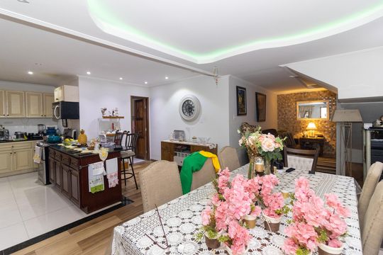 Casa para alugar com 4 quartos, 460m² em Padre Miguel, Rio de Janeiro