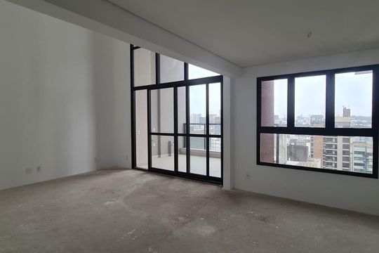 Apartamento à venda com 3 quartos, 180m² em Cambuí, Campinas