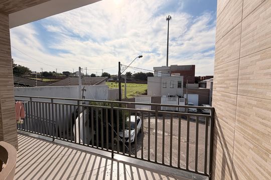 Sacada de casa para alugar com 3 quartos, 330m² em Res. Santa Giovana, Jundiaí