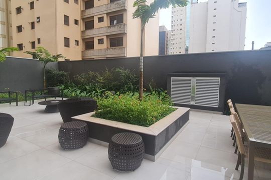 Área externa de apartamento à venda com 3 quartos, 180m² em Cambuí, Campinas