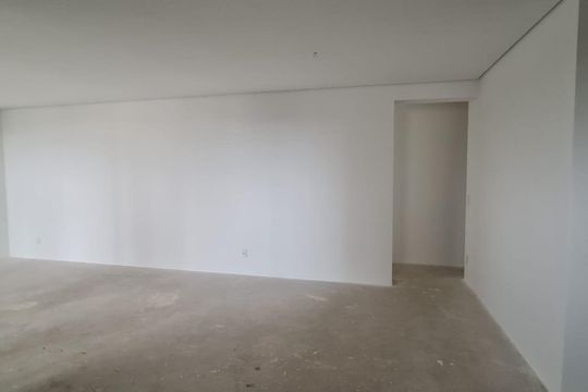 Sala de apartamento à venda com 2 quartos, 110m² em Cambuí, Campinas