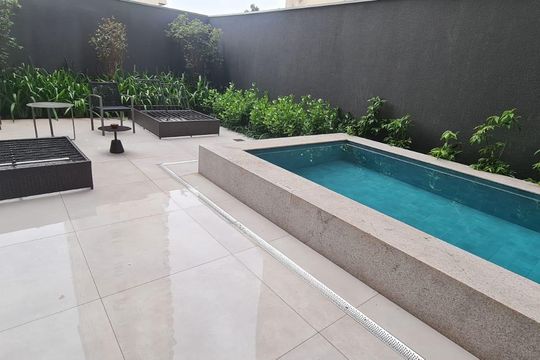 Área externa de apartamento à venda com 2 quartos, 110m² em Cambuí, Campinas