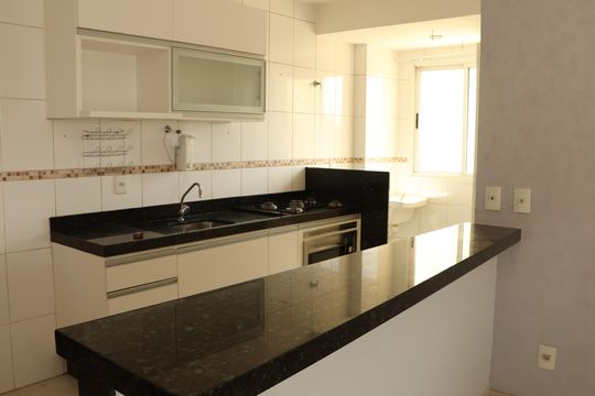 Apartamento à venda com 2 quartos, 67m² em Chácaras Alto da Glória, Goiânia
