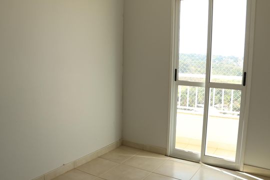 Apartamento à venda com 2 quartos, 67m² em Chácaras Alto da Glória, Goiânia