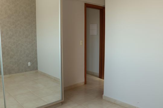 Apartamento à venda com 2 quartos, 67m² em Chácaras Alto da Glória, Goiânia