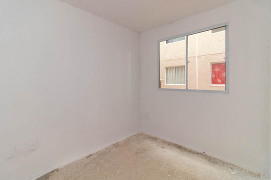 Quarto 2 de apartamento para alugar com 2 quartos, 42m² em Ipanema, Porto Alegre