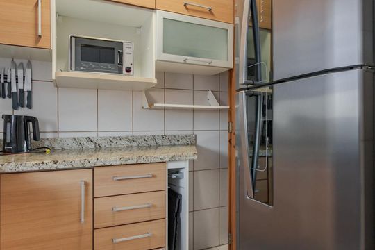 Cozinha e Área de Serviço de apartamento para alugar com 1 quarto, 42m² em Bom Jesus, Porto Alegre