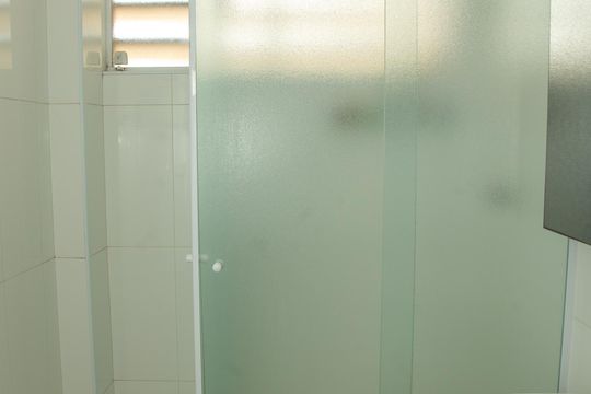 Banheiro de apartamento à venda com 2 quartos, 98m² em Campo Belo, São Paulo