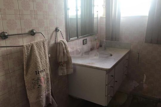 Casa à venda com 4 quartos, 261m² em Taquaral, Campinas