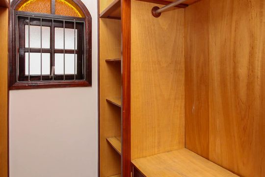 Closet Suíte  de apartamento à venda com 4 quartos, 200m² em Jardim Wanda, Taboão da Serra