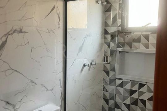 Casa à venda com 3 quartos, 244m² em Vila Santana, Valinhos