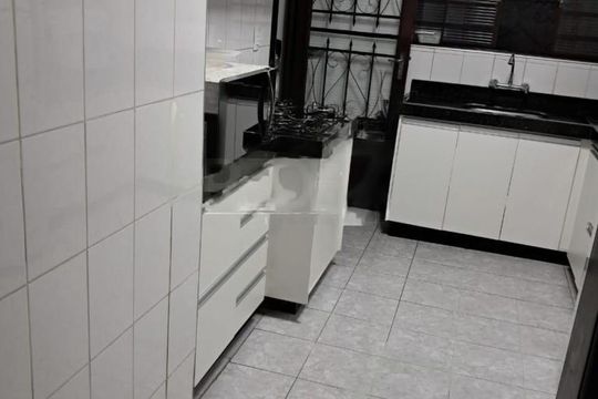 Casa à venda com 3 quartos, 191m² em Jardim Monte Verde, Valinhos