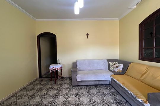 Casa à venda com 6 quartos, 283m² em Jaqueline, Belo Horizonte
