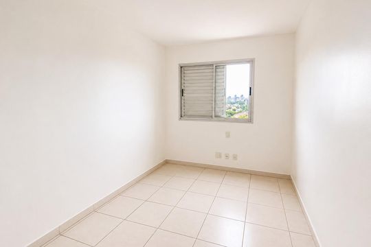 Quarto 1 de apartamento para alugar com 2 quartos, 61m² em Vila Froes, Goiânia