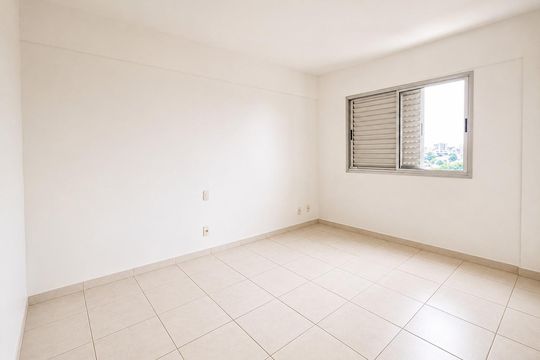 Quarto 2 de apartamento para alugar com 2 quartos, 61m² em Vila Froes, Goiânia