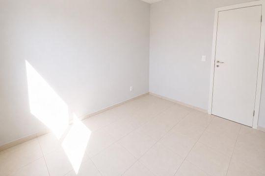 Quarto 1 de apartamento para alugar com 2 quartos, 55m² em Jardim das Esmeraldas, Goiânia