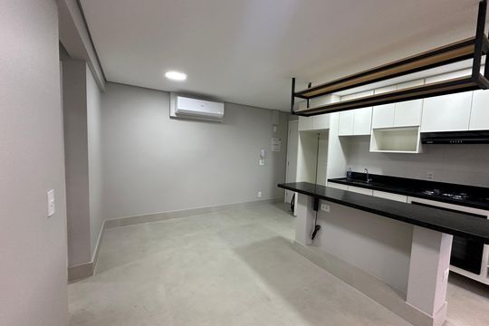 Sala de apartamento para alugar com 2 quartos, 58m² em Nova Aldeinha, Barueri
