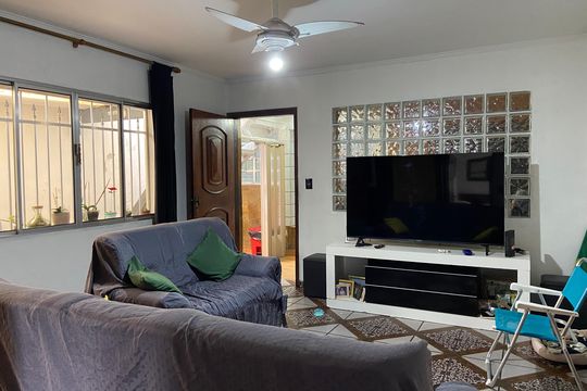 Casa à venda com 8 quartos, 358m² em Jardim São Jorge, São Paulo