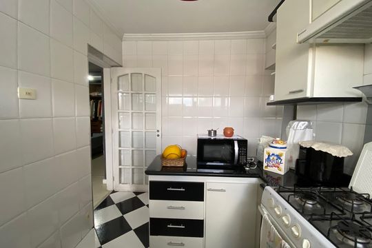 Casa à venda com 8 quartos, 358m² em Jardim São Jorge, São Paulo
