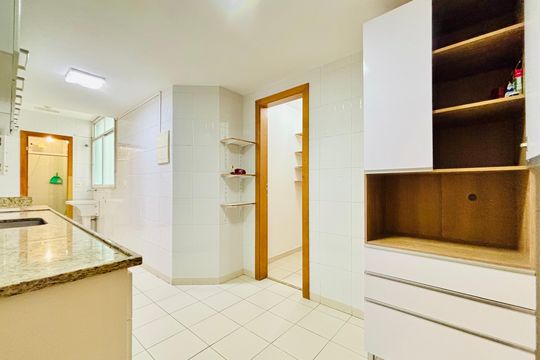 Apartamento para alugar com 3 quartos, 135m² em Botafogo, Rio de Janeiro