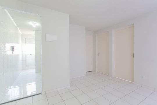 Sala de apartamento à venda com 2 quartos, 44m² em Conjunto Residencial José Bonifácio, São Paulo