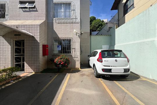 Garagem de apartamento à venda com 2 quartos, 115m² em Santa Amelia, Belo Horizonte