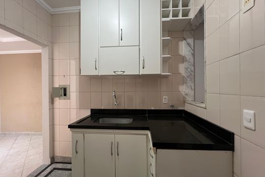 Cozinha de apartamento à venda com 2 quartos, 115m² em Santa Amelia, Belo Horizonte