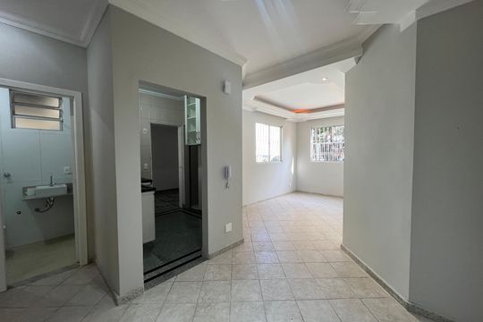 Sala 2 de apartamento à venda com 2 quartos, 115m² em Santa Amelia, Belo Horizonte