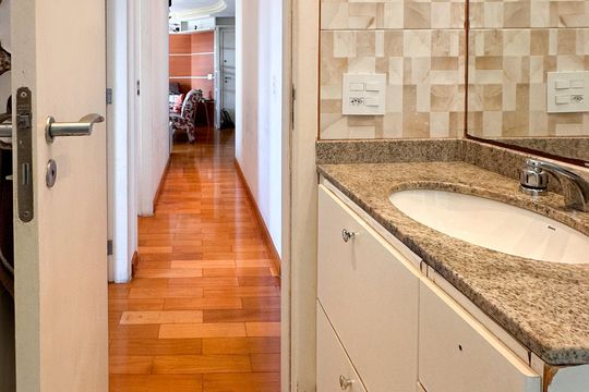 Banheiro Social de apartamento à venda com 3 quartos, 107m² em Baeta Neves, São Bernardo do Campo