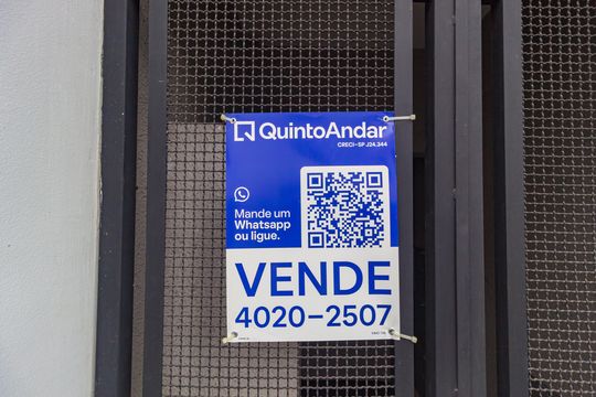 Plaquinha instalada de apartamento à venda com 2 quartos, 45m² em Vila Prudente, São Paulo