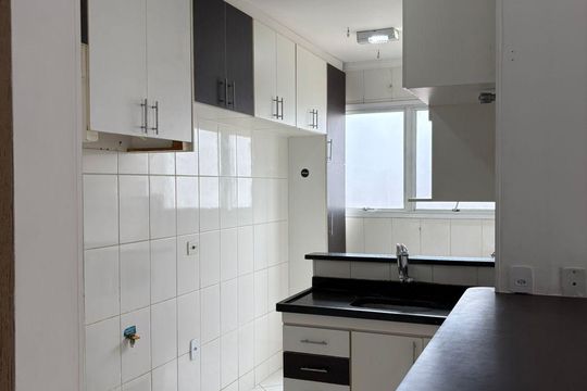 Cozinha de apartamento para alugar com 2 quartos, 65m² em Parque Industrial, São José dos Campos