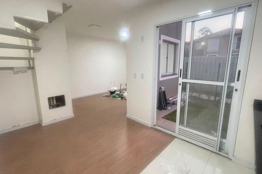 Cozinha de casa de condomínio para alugar com 2 quartos, 60m² em Jardim dos Pereiras (caucaia do Alto), Cotia