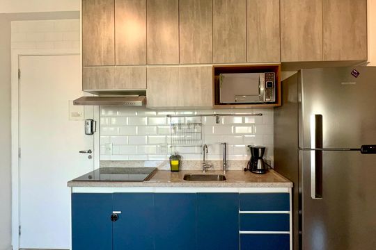 Cozinha de kitnet/studio à venda com 1 quarto, 30m² em Alto de Pinheiros, São Paulo