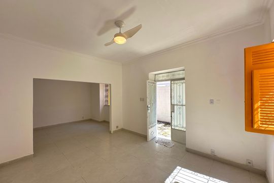 Casa à venda com 4 quartos, 170m² em Humaitá, Rio de Janeiro