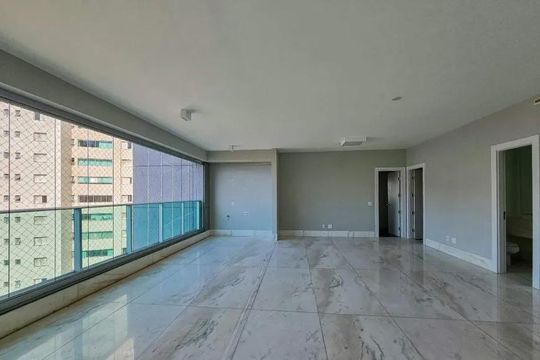 Apartamento para alugar com 4 quartos, 195m² em Vila da Serra, Nova Lima