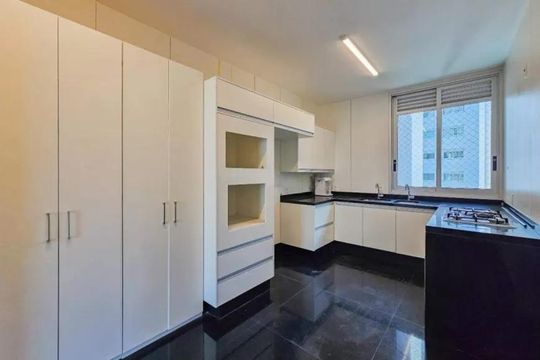 Cozinha de apartamento para alugar com 4 quartos, 195m² em Vila da Serra, Nova Lima