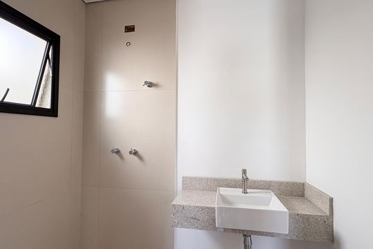 Banheiro da Suíte  de casa à venda com 3 quartos, 117m² em Vila Palmeiras, São Paulo