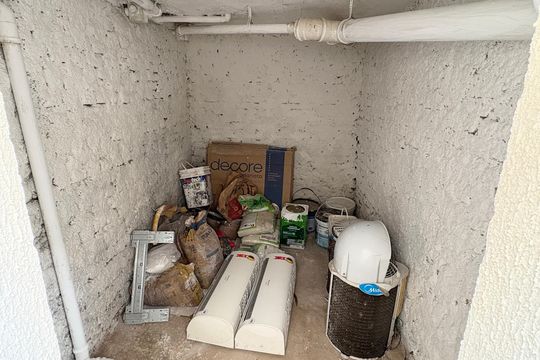 Porão  de casa à venda com 3 quartos, 117m² em Vila Palmeiras, São Paulo