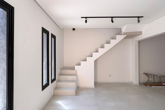 Casa à venda com 3 quartos, 117m² em Vila Palmeiras, São Paulo