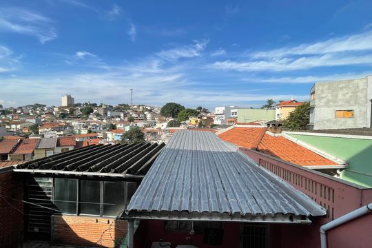 Vista  de casa para alugar com 3 quartos, 186m² em Jaguaré, São Paulo