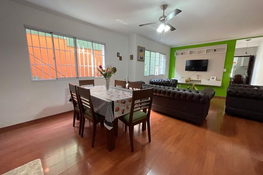 Sala de casa para alugar com 3 quartos, 186m² em Jaguaré, São Paulo