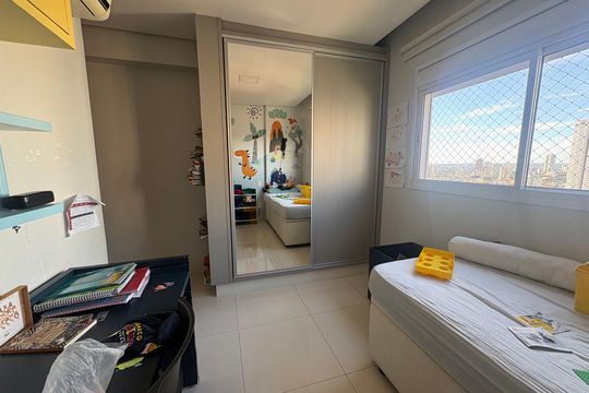 Apartamento à venda com 3 quartos, 98m² em Setor Bueno, Goiânia